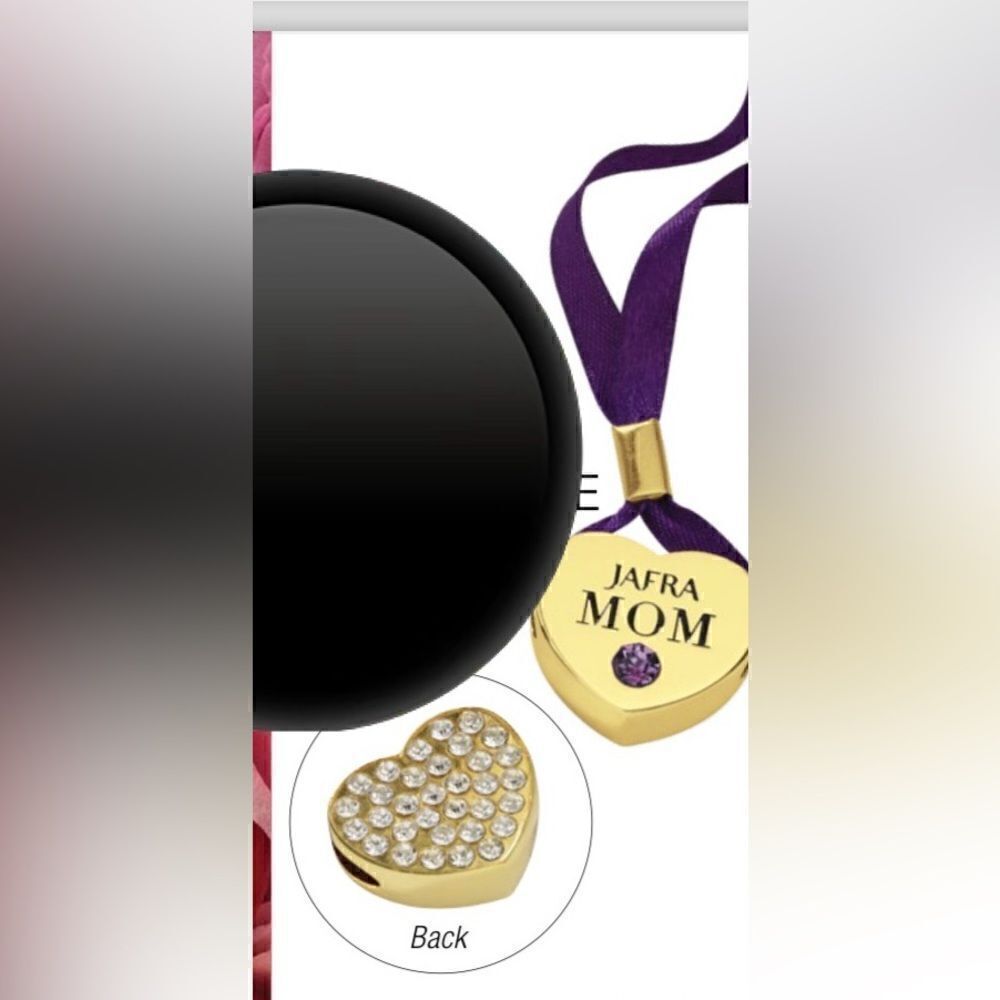 Jafra mom charm #18